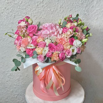 Букет в коробке «Элен»