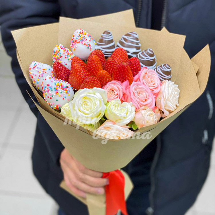 Маленький букетик из клубники (доп. фото)