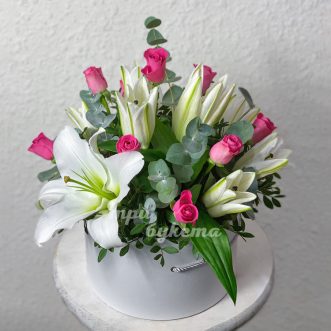 Лилии на день святого Валентина